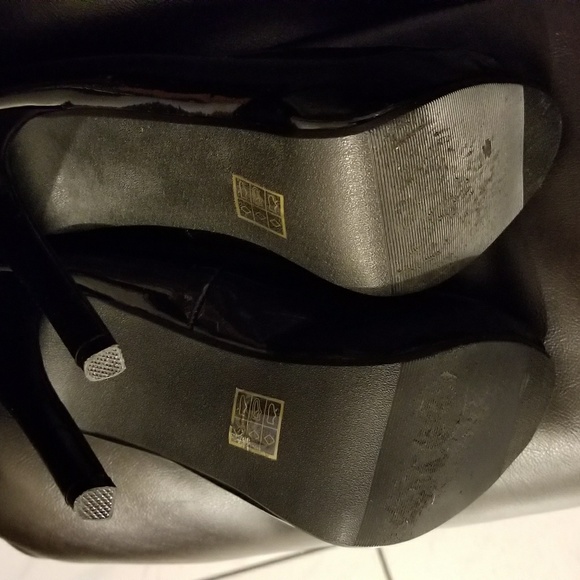 Sz.9 Peep toe black 5" platform heel - Picture 3 of 3